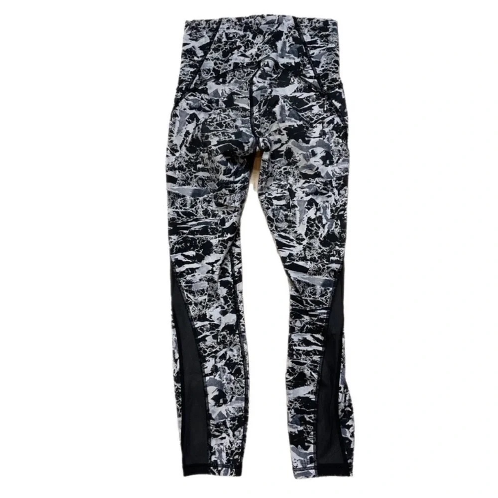Lululemon Train Times 7/8 Pant 25” Interlaced Starlight Black / Black